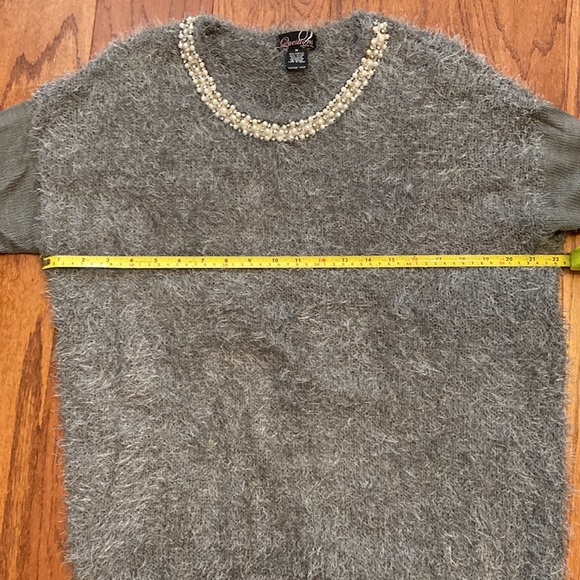 Questions by Say What? Gray fluffy sweater w/rhinestones &beads- medium - Picture 10 of 11